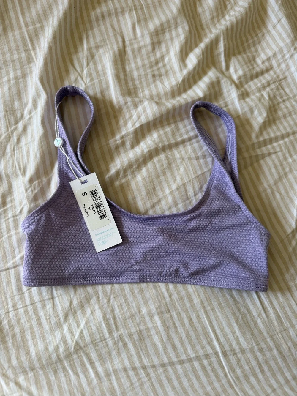 Lilac Frankie’s bikinis top